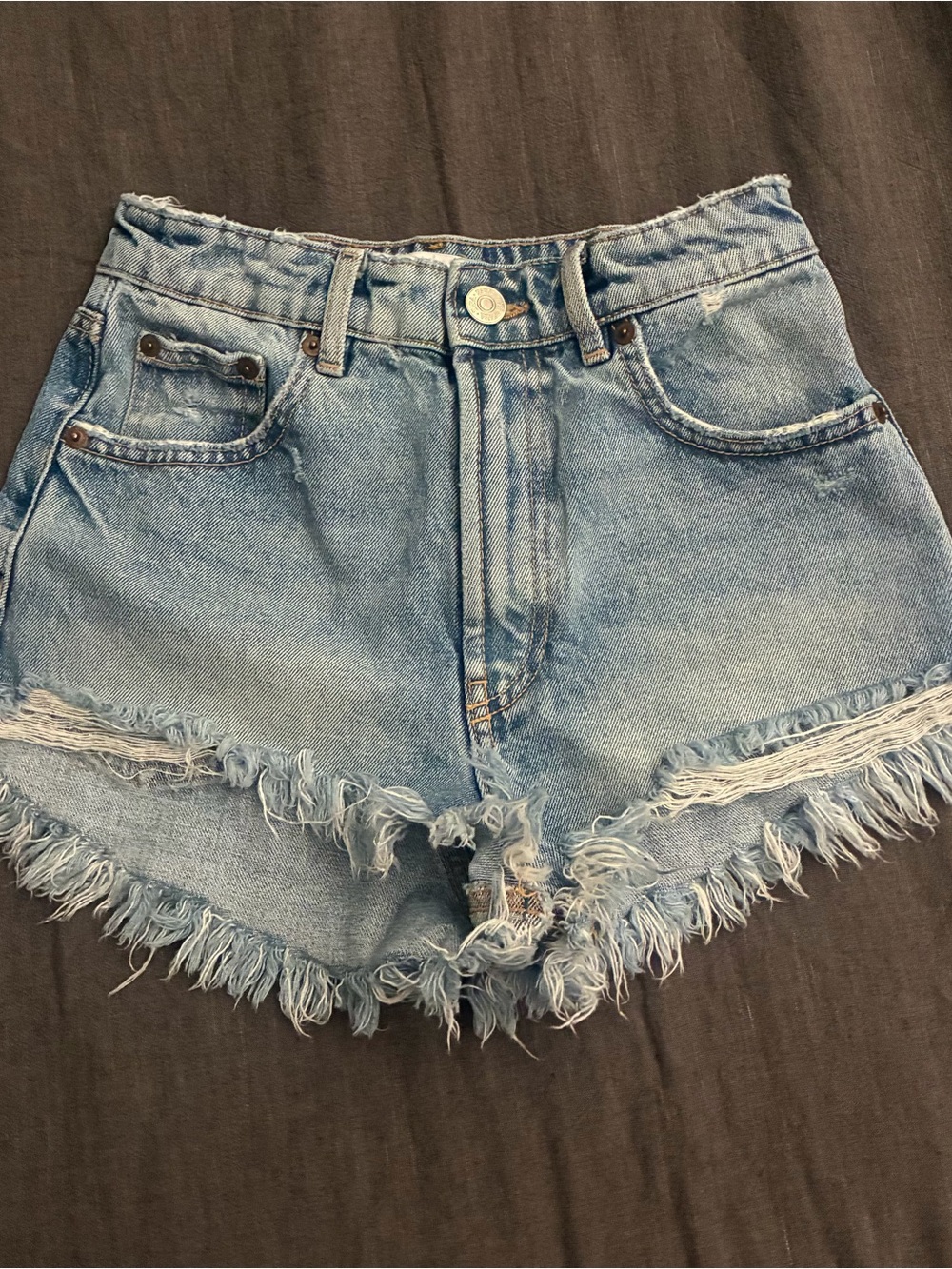 Zara Light Wash Frayed Hem Denim Shorts